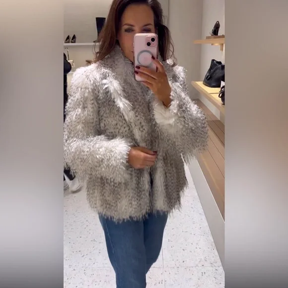 ZARA SHORT FAUX FUR COAT - Picture 8 of 16